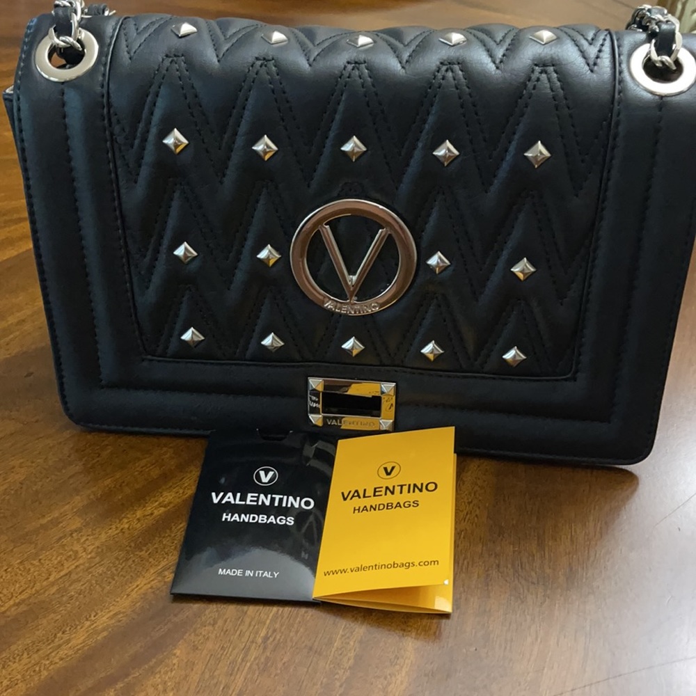 🌻Authentic Valentino handbag🌻